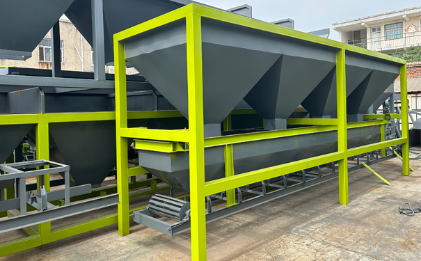 飼料配料機器價格多少?其進行工藝設(shè)計時又有哪些要求?